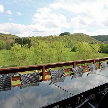 度假居 Rendeux Retreat With Sauna