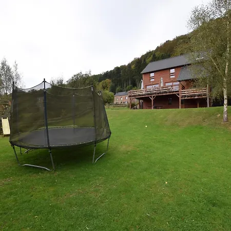 度假居 Rendeux Retreat With Sauna